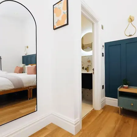 דירה Bright And Modern 3br Flat For 8 Guests