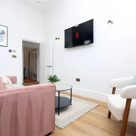 Bright And Modern 3br Flat For 8 Guests Apartment *