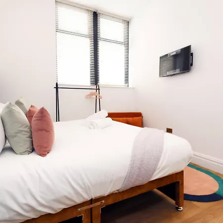 Bright And Modern 3br Flat For 8 Guests Apartment Bristol