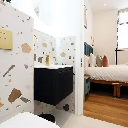 דירה Bright And Modern 3br Flat For 8 Guests