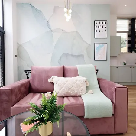 Bright And Modern 3br Flat For 8 Guests Apartment *