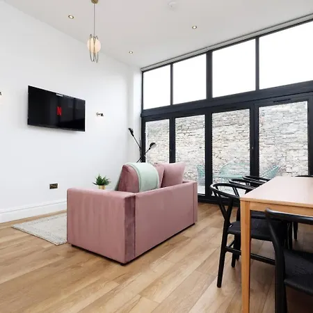 Bright And Modern 3br Flat For 8 Guests Apartment *